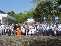 PT DAHANA Subang Lepas 300 Pemudik ke DIY, Jateng dan Jatim