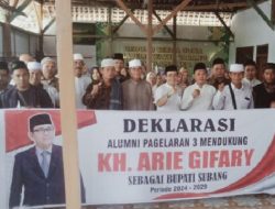 Pimpinan Ponpes Pagelaran III Cisalak, KH Arie Gifary Didorong Maju di Pilkada Subang