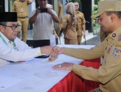Bantu Sesama, Pj. Bupati Subang Ajak Pejabat dan Warga Berzakat di Baznas