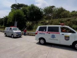 10 Mobil Ambulans Pembawa Jenazah Korban Kecelakaan Bus di Ciater Subang Sudah Tiba di Kota Depok