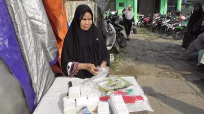 Inilah Perbedaan Sedekah dan Hadiah yang Perlu Kamu Pahami!