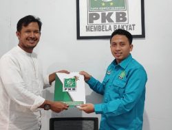 Maju di Pilkada Subang, Burhan dan Lukmantias Ambil Formulir di PKB