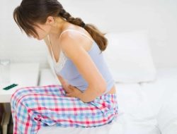 Kenali 7 Cara Meredakan Nyeri Haid Tanpa Obat