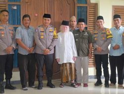 Kapolres Subang Silaturahim ke Ponpes Al-Islah Pimpinan Kiyai Usfuri Anshor