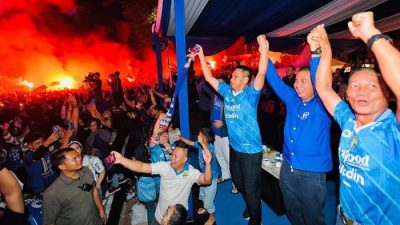 Pj Gubernur Jabar Bey Machmudin: Silakan Menyambut Skuad Persib Bandung Tapi Mohon Jaga Ketertiban