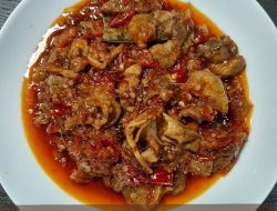 Memasak Tetelan Sapi Oseng Acar Lezat dan Mudah