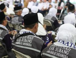 Jamaah Calon Haji Kloter Terakhir Asal Subang Diberangkatkan