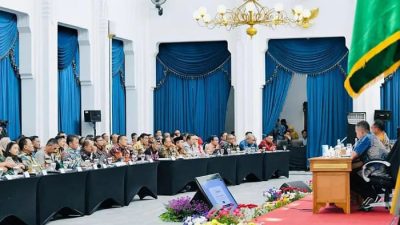 Rakor Kepala Daerah se-Jawa Barat, Kemendagri: Tingkatkan PAD dan Optimalkan Penggunaan Anggaran!