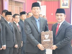 Aeron Randi Dilantik Jadi Pj Sekda Majalengka Gantikan Eman Suherman yang Cuti Maju di Pilkada