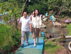 OPINI: Merayu Cina dan Korea
