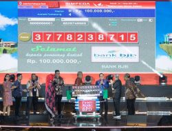 Nasabah bank bjb Menangkan Hadiah Ratusan Juta Rupiah pada Undian Simpeda di Kota Pontianak