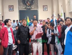 Geruduk Gedung DPRD Subang, Inilah 6 Tuntutan Mahasiswa