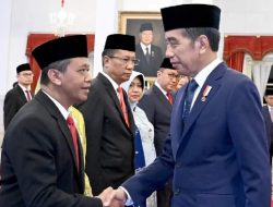 Jokowi Lantik 3 Menteri dan Satu Wakil Menteri, Ada Nama Bahlil Lahadalia