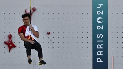 Bangga! Veddriq Leonardo Sumbangkan Medali Emas Pertama untuk Indonesia
