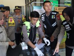 Lakukan Tes Urine, Kapolres Majalengka Tak Kompromi Anggota Pengguna Narkoba