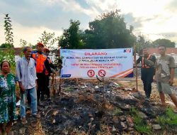 KAI Daop 3 Cirebon Larang Warga Membakar Sampah di Sekitar Jalur Kereta api