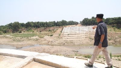 Bupati Subang Minta Segera Lakukan Normalisasi Sungai untuk Atasi Kekeringan