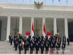 Presiden Prabowo Bantah Akan Lakukan Reshuffle Kabinet: “Menteri Saya Bekerja dengan Baik”
