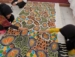 Melihat Batik Karya Griya Difabel dengan Motif Cantik