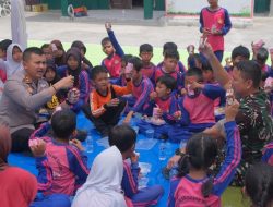 Polres Subang Bagikan Makan Siang Bergizi di SDN Sompi