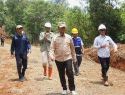 Pj. Bupati Subang Tinjau Proyek Rekonstruksi dan Peningkatan Jalan di Subang Selatan
