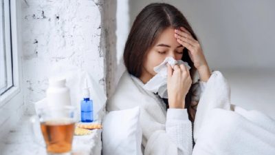 Mengenali Perbedaan Flu Biasa dan Pneumonia untuk Penanganan yang Tepat
