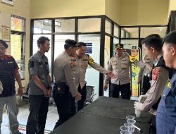 Puluhan Personil Polres Majalengka Mendadak Tes Urine
