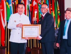 Pemkab Subang Diganjar Sebagai Daerah Berpredikat Badan Publik Informatif