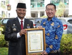 Implementasikan Germas, Pemkab Subang Diganjar Penghargaan di Hari Kesehatan Nasional