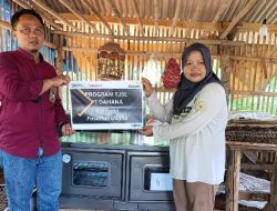 Perkuat Produktivitas, DAHANA Bantu Fasilitas Produksi untuk Pelaku UMKM di Subang