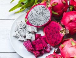 5 Manfaat Buah Naga Bagi Kesehatan dan Kecantikan