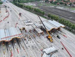 Astra Tol Cipali Melakukan Pembongkaran Ex-Gate Palimanan Cirebon