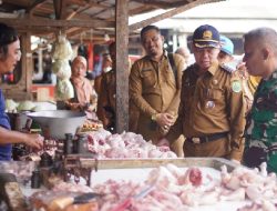 Pemkab Subang Tinjau Ketersediaan Bahan Pokok dan BBM Jelang Nataru