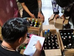 Dijual Bebas, Polres Subang Amankan Ratusan Botol Miras dari Dua Warung