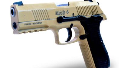 Mengintip Kecanggihan Pistol MAG4 Racikan PT Pindad
