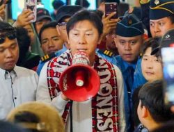 Shin Tae-yong Pulang ke Korea Selatan, Tangis Haru Pecah di Bandara Soekarno-Hatta