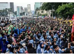 BEM SI Gelar Aksi ‘Indonesia Gelap’ di Jakarta, Usung 13 Tuntutan