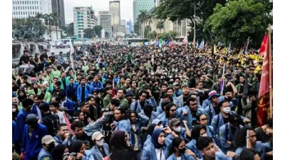 BEM SI Gelar Aksi ‘Indonesia Gelap’ di Jakarta, Usung 13 Tuntutan