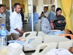 Bey Machmudin Jenguk Korban Kecelakaan Beruntun di RSUD Ciawi