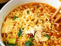 10 Rekomendasi Makanan Hangat yang Cocok Disantap saat Musim Hujan