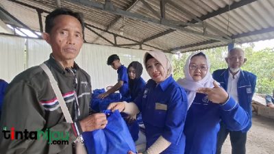 DPD PAN Subang Sebar Ribuan Paket Sembako Murah. Warga: Alhamdulillah Hemat Cuan