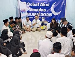Wujudkan Kepedulian, KAI Gelar ‘Sobat Aksi Ramadan’ di Indramayu