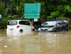 Banjir Bekasi Belum Surut, Warga Butuh Bantuan Mendesak