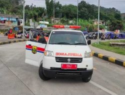 Diduga Angkut Warga untuk Berwisata, Sebuah Mobil Ambulance di Sukabumi di Hentikan Polisi