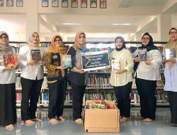 DAHANA Sumbang Buku ke Perpusda Subang untuk Tingkatkan Literasi