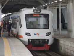 KAI Commuter Tambah Perjalanan Commuter Line Basoetta untuk Arus Balik Lebaran 2025