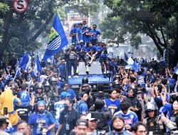 Persib Bandung Diguyur Bonus Rp 2 Miliar Usai Juara Liga 1 2024/2025