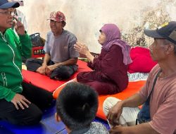 Tinjau Longsor di Sumedang, Kiai Maman Imanulhaq Pastikan Penanganan Bantuan Sampai Pemulihan Infrastruktur