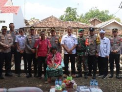 Polres Subang Bedah Rumah Pasutri Lansia di Pusakanagara