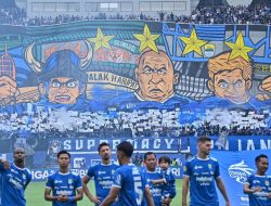 Persib Bandung Bungkam Persis Solo 3-2 di Pesta Gelar di GBLA